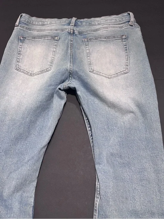 Fashion Nova Men’s Skinny Jeans - Picture 4 of 10